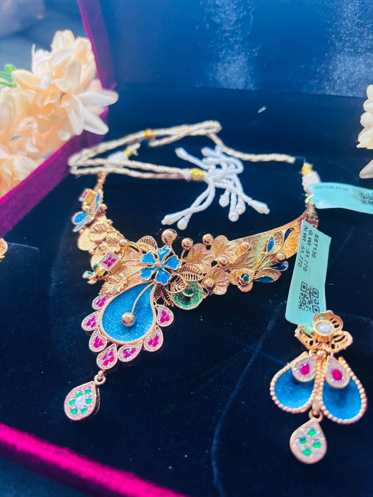 92.5 Silver Gold plated Noor-E-Bahar Necklace with Earrings (GS-05)