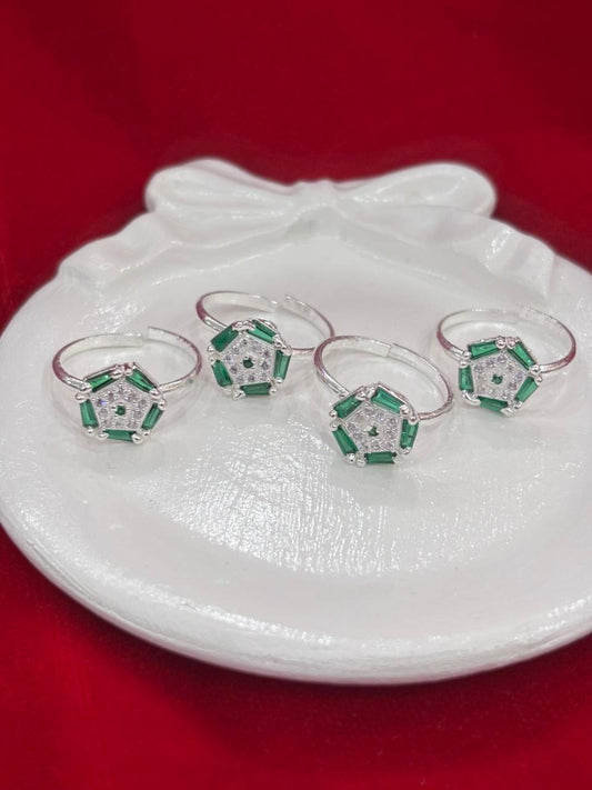 Real Silver Green & White stones Pentagonal Bichiya/ Toe rings (set of 4 pieces)