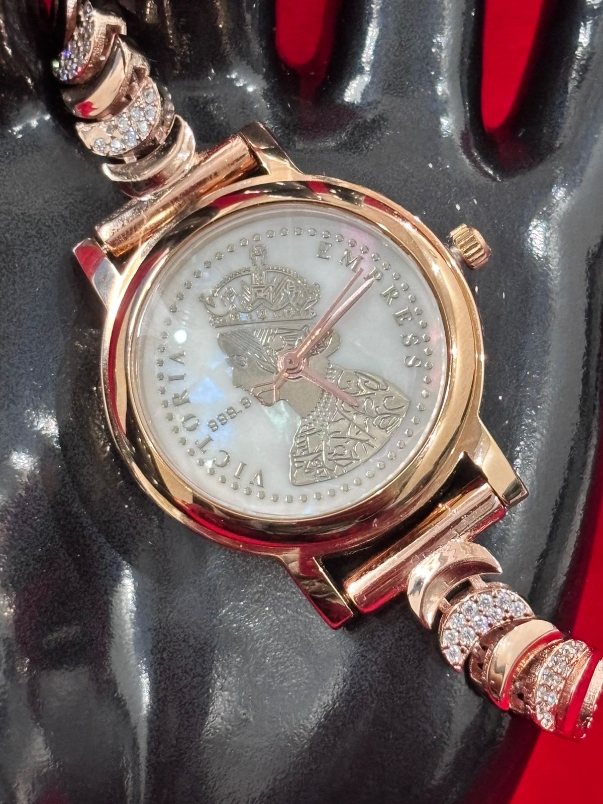 Luxury Real Silver Watches for Women (LSW-2)